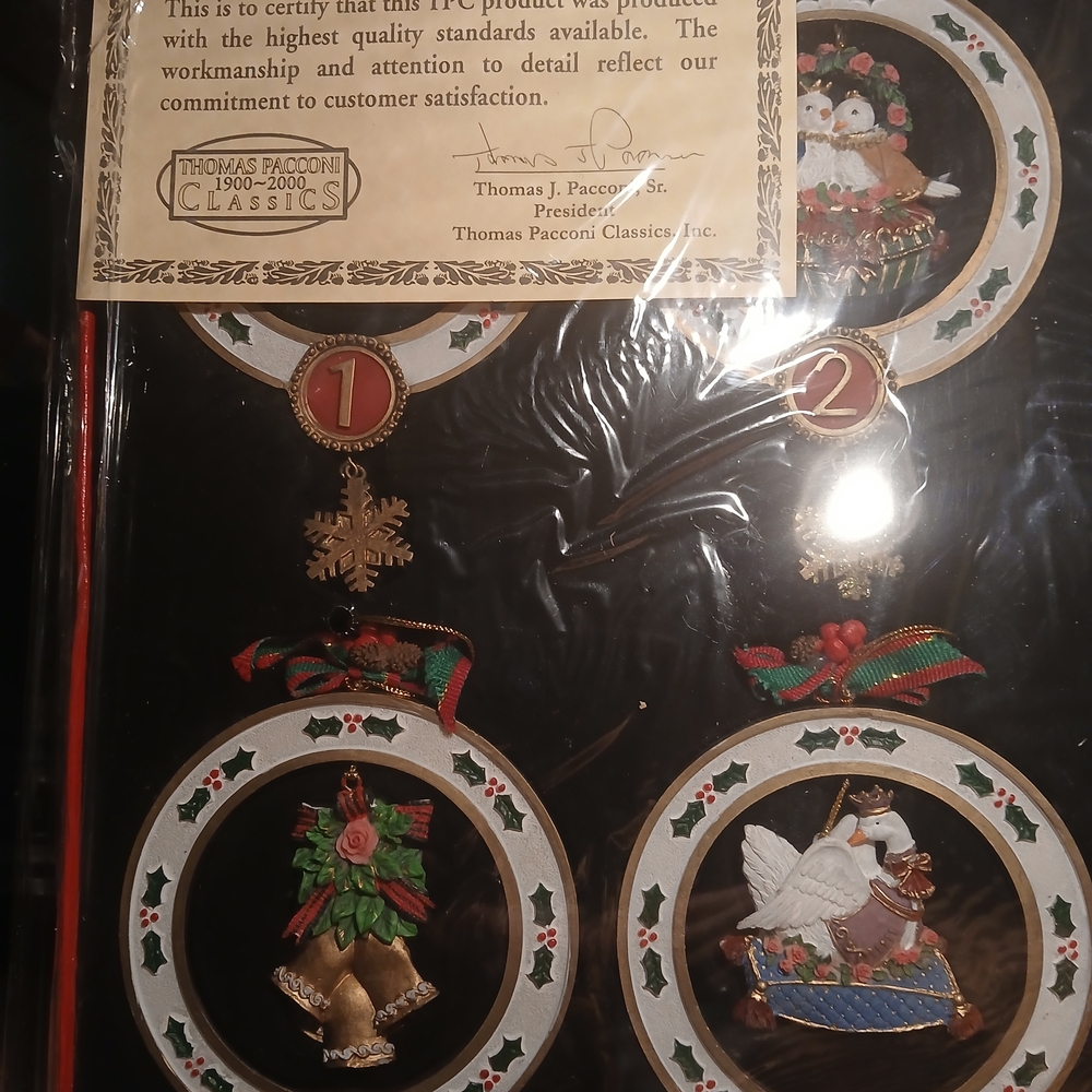 Classic Holiday Ornament Set - Gold and Red